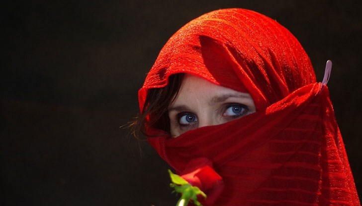 Въвеждането на ограничения за облеклото е в противоречие с либералното швейцарско общество, аргументира се министърът на правосъдието