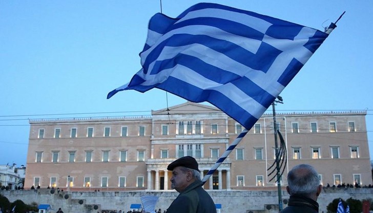 От 6:00 часа сутринта във вторник фериботите и корабите остават по пристанищата