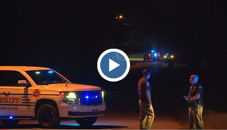 Непълнолетният убиец сам извикал полицията и си признал, че е стрелял срещу роднините си в дома им