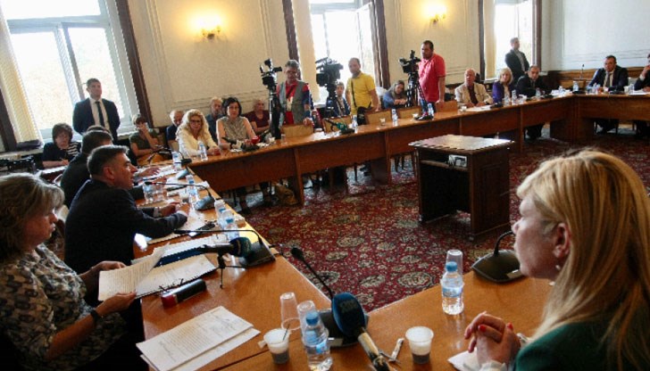 Не бива със законодателно решение да се отнема възможността подсъдимият да прави признание, заяви Данаил Кирилов Не бива със законодателно решение да се отнема възможността подсъдимият да прави признание, заяви Данаил Кирилов