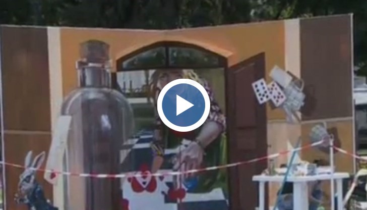 Приказни герои радват русенци