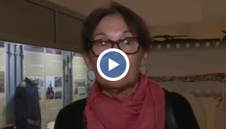 Подписан е на гара Две Могили