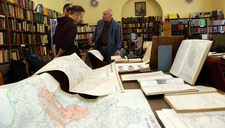 Прочутият пътешественик е завещал колекцията си от картографски карти на българската академия