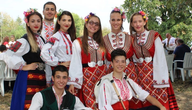 За най-млад комита беше избрана Ралица Пенчева от гр. Велико Търново, която е едва на 5 години