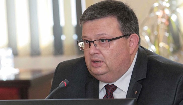 Становището на държавното обвинение изрази лично главният прокурор Сотир Цацаров