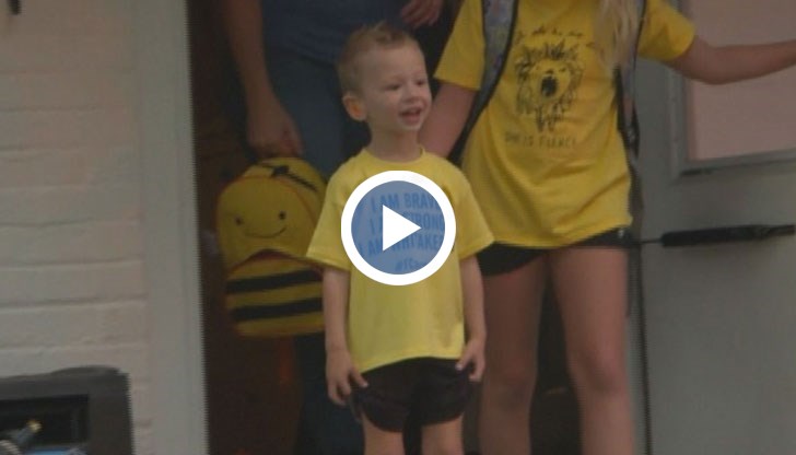 Малкият герой си пожелава любимия жълт робот от филма "Трансформърс"