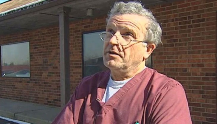 Местната полиция в Илинойс е започнала разследване Местната полиция в Илинойс е започнала разследване