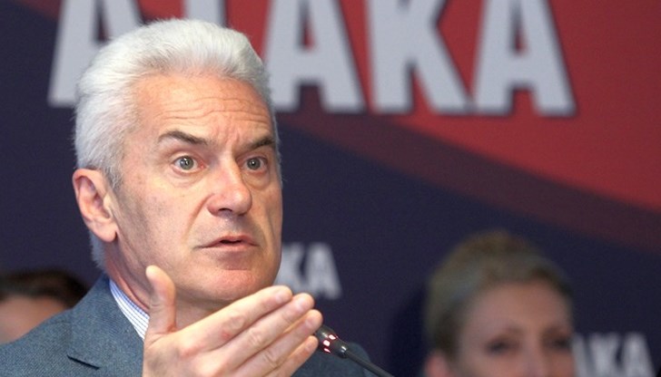 Kомитет издига Сидеров за кмет на София, съобщават от пресцентъра на ПП "Атака" Kомитет издига Сидеров за кмет на София, съобщават от пресцентъра на ПП "Атака"