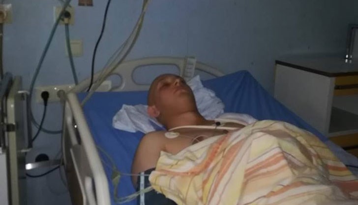 Иван чува страшната диагноза през 2018 година Иван чува страшната диагноза през 2018 година