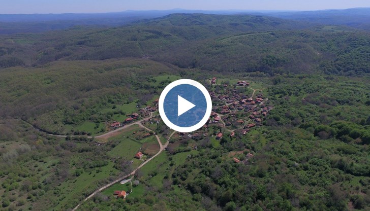 Те са притеснени, че при демографския отлив, на който сме свидетели има опасност традициите на Странджанския район да бъдат изгубени преди да ги изучат и опишат