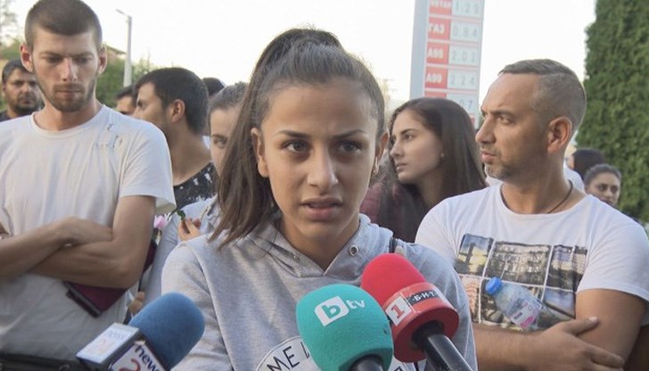 Протестиращите продължават да нямат информация за аутопсията в Албания