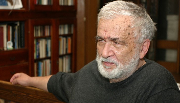 Поклонението пред тленните останки на поета ще бъде във фоайето на Националната библиотека Поклонението пред тленните останки на поета ще бъде във фоайето на Националната библиотека