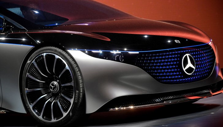 Добре дошли в света Mercedes EQS