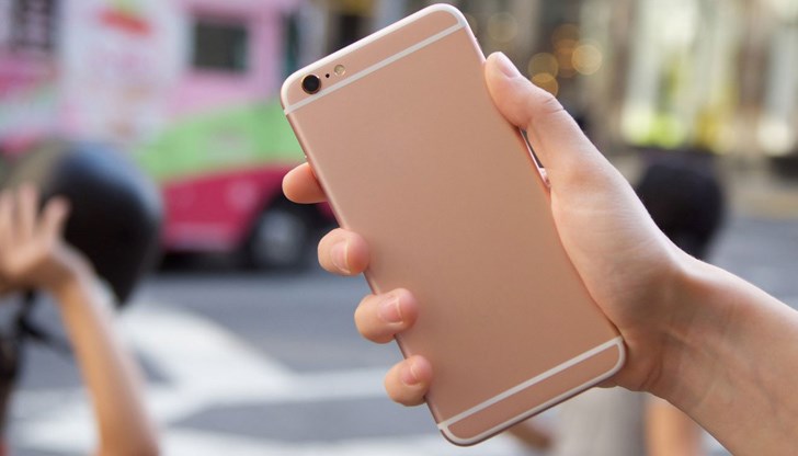 Крадецът е заплашил момчето и му отмъкнал мобилен телефон "Айфон" и сумата от 10 лева Крадецът е заплашил момчето и му отмъкнал мобилен телефон "Айфон" и сумата от 10 лева