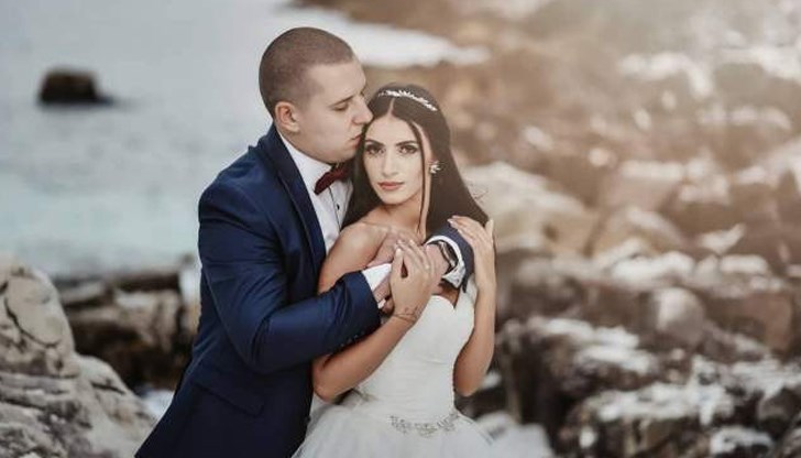 Повреда във фара доведе двойка до олтара Повреда във фара доведе двойка до олтара