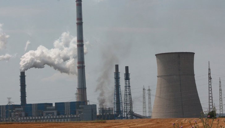 Мярката е наложена заради установено използване на неразрешен вид гориво – биомаса, в нарушение на издаденото Комплексно разрешително на дружеството