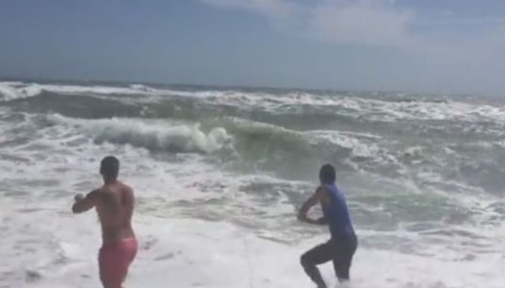 Мъжът надценил възможностите си и се озовал в лапите на мъртвото течение