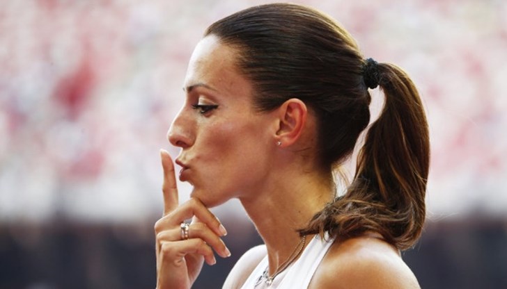 Българката се класира с лекота за полуфиналите на 200 метра на светговнтото първенство по лека атлетика Българката се класира с лекота за полуфиналите на 200 метра на светговнтото първенство по лека атлетика