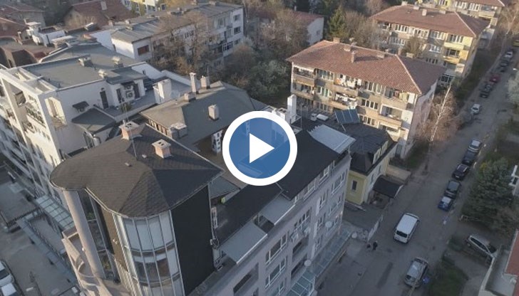 Бившият шеф на антикорупционната комисия и съпругата му обжалват с мотива, че незаконно построеното било там преди акт 16