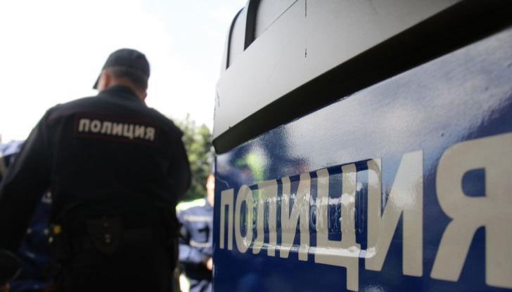 40-годишният беглец бил отведен с конвой на българската гранична полиция до Дирекцията по сигурността на Капъкуле, където бил предаден на турските власти