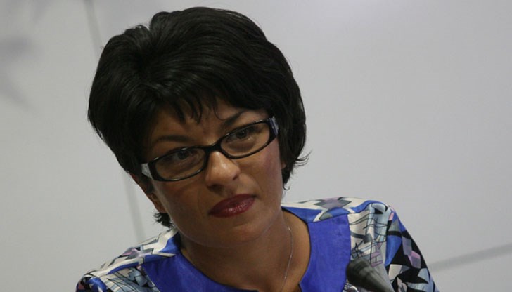 Правната комисия подкрепи промяната единодушно на първо четене, заяви депутатката