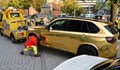 Немската полиция спря от движение златно BMW X5