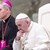 Във Ватикана обсъждат дали женени мъже да стават свещеници