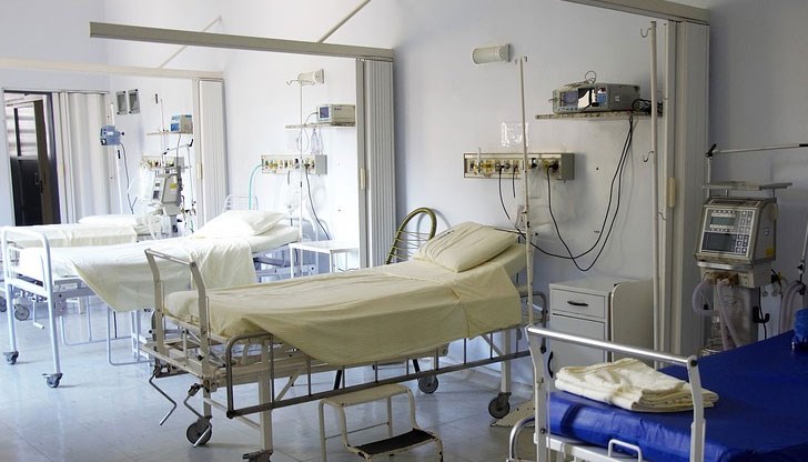 Силна вълна удари четирима български моряци - единият загина