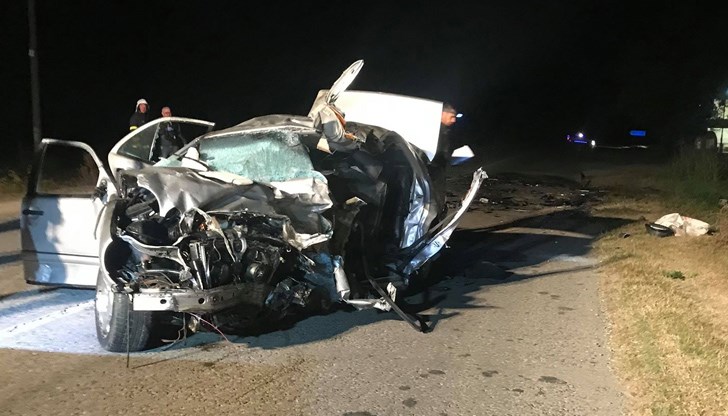 Кошмарна катастрофа отне живота на петима празнуващи, които се прибират от веселбата, и шофьор, който се оказва на неподходящото място в неподходящото време