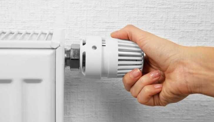 Парно ще има първо в детските градини и в училищата. След това ще бъде пуснато и в жилищните сгради Парно ще има първо в детските градини и в училищата. След това ще бъде пуснато и в жилищните сгради