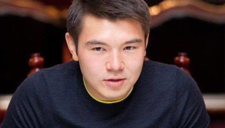 Младият мъж е признат за виновен, че под въздействие на наркотици оказал съпротива на полицаи, ударил и ухапал един от тях Младият мъж е признат за виновен, че под въздействие на наркотици оказал съпротива на полицаи, ударил и ухапал един от тях