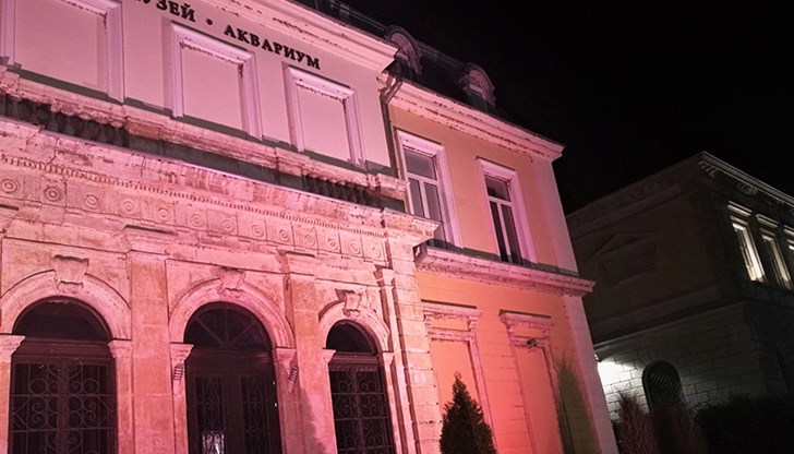 Русе се включи в Националния розов ден за борба с рака на гърдата