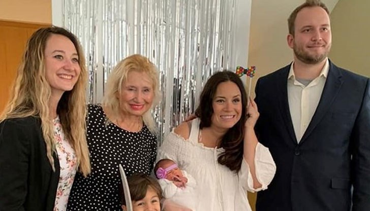 Световноизвестната българска оперна певица кръсти рожбата си София