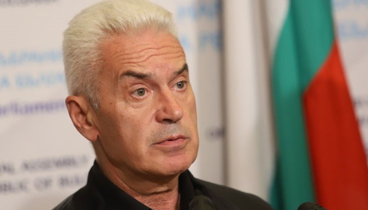 Кани и Ангел Джамбазки да подаде оставка като евродепутат