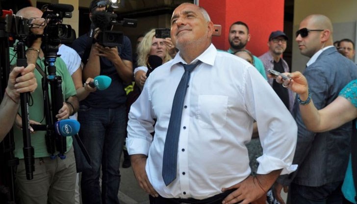 Най-вероятно след три дни партията на Бойко Борисов ще спечели повечето балотажи, после действителността ще остане същата. Но това състояние ще е привидно, под повърхността текат промени