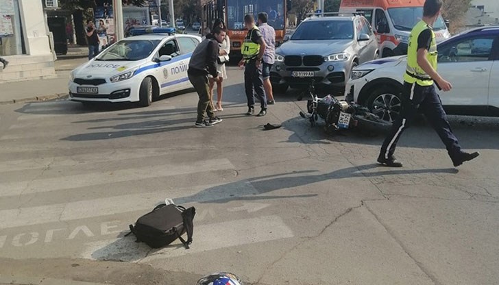 Дама с БМВ удари моторист