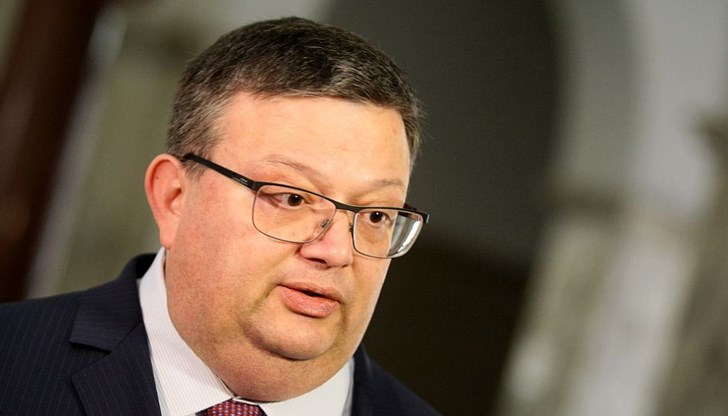 Цацаров категорично отказа прокуратурата да се занимава с т. нар. разработка "Буда" Цацаров категорично отказа прокуратурата да се занимава с т. нар. разработка "Буда"