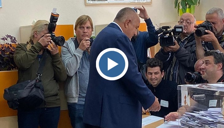 Премиерът даде своя глас на местните избори в България