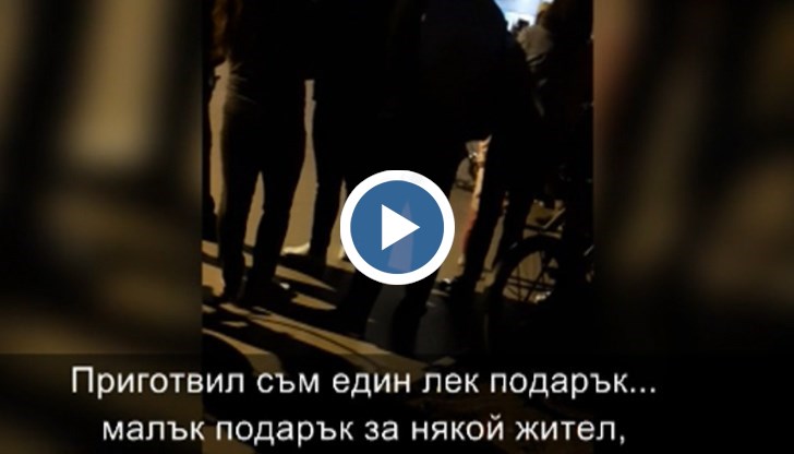 Видеозапис от празненството показва как той стимулира хората да гласуват за него