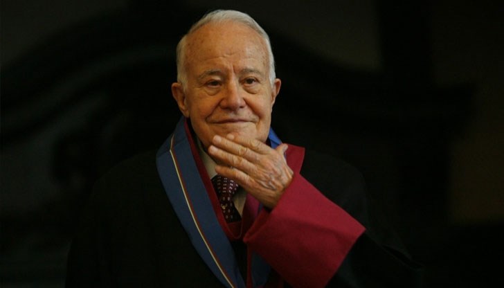 Той е единственият българин президент на Световната асоциация по международно право