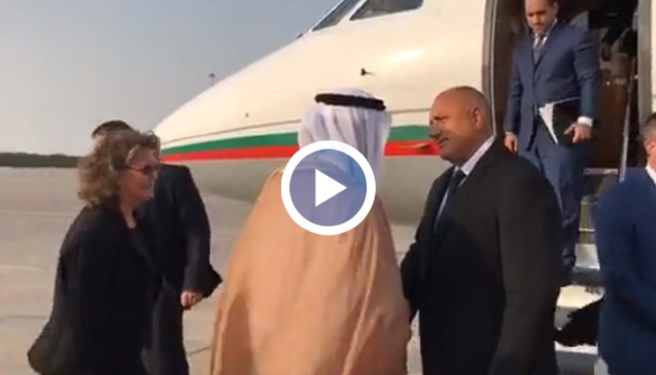 Премиерът пристигна в Абу Даби