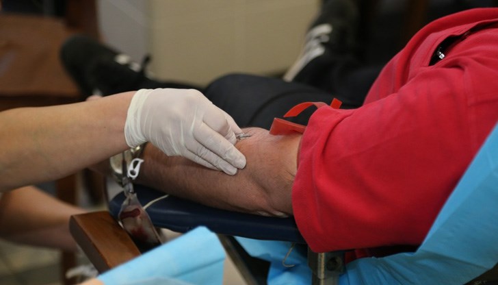 С новата технология донорът ще разбира по-рано, ако кръвта му е заразена