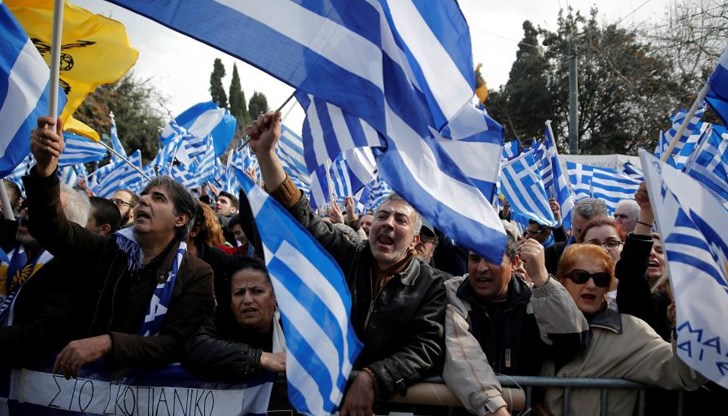 Продължават протестите на работещите в гръцкия транспорт