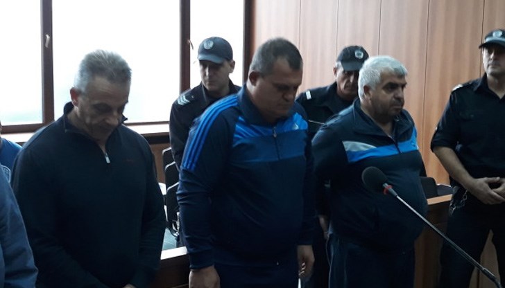 Свидетел разказа, как е предал 5000 лева и месни продукти на стойност 600 лева