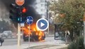 Автомобил изгоря като факла във Варна