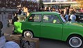 Трабанти "събориха" Берлинската стена в Павел баня