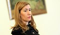 Ангелкова: Фалитът на "Томас Кук" не е под контрола на Министерството на туризма