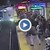 Спасиха мъж, паднал на релсите в метрото в САЩ