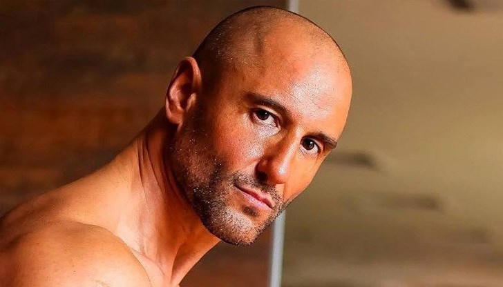 Бодибилдърът е възмутен от организаторите на състезания между миски Бодибилдърът е възмутен от организаторите на състезания между миски