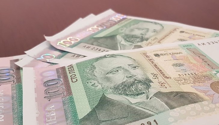 Остава да се преведат 3 премии за успехите през есента